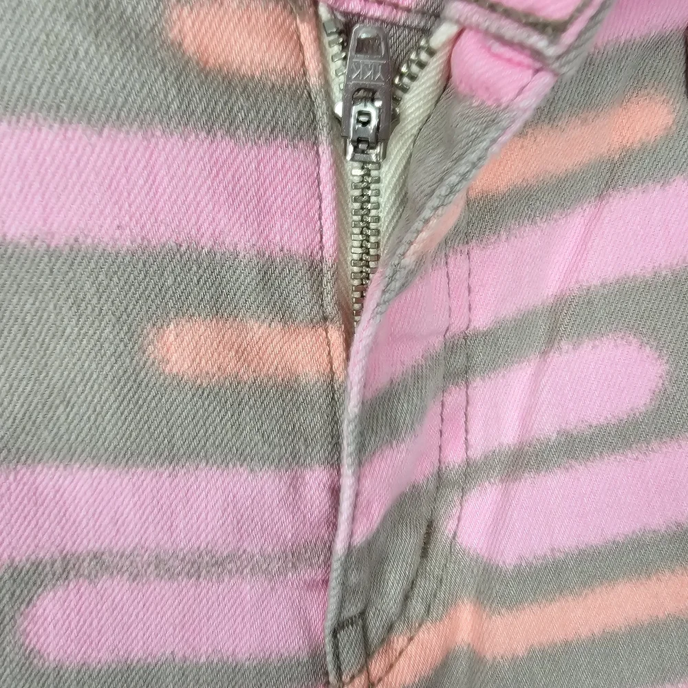 Saturday Kate Spade spray Painted Pink Stripe Skinny Jeans Size 29